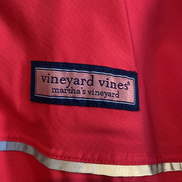 Mens Vineyard Vines pink raincoat - Picture 2 of 2